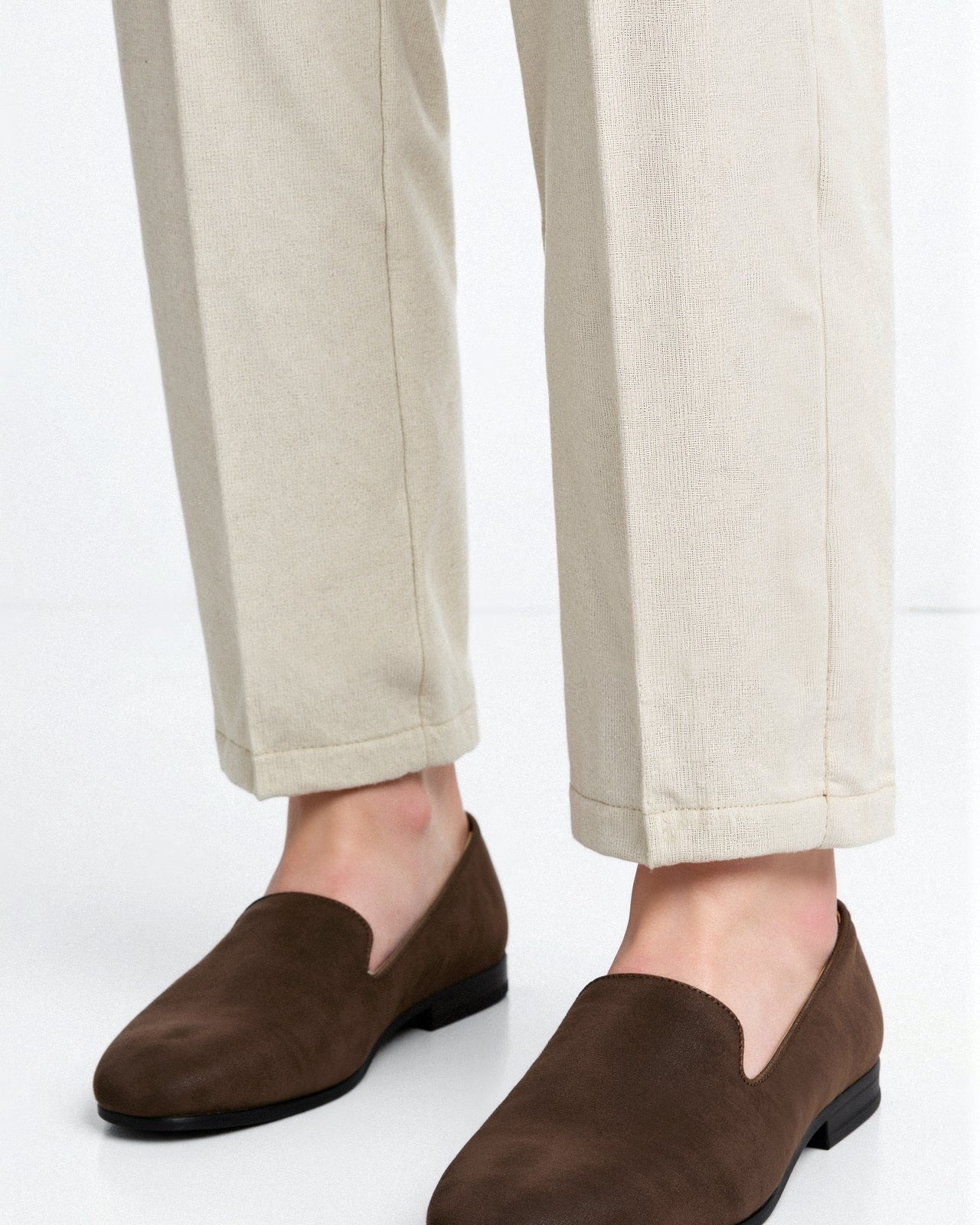 Herren Braune Wildleder Slipper – Klassische Slip-On Schuhe