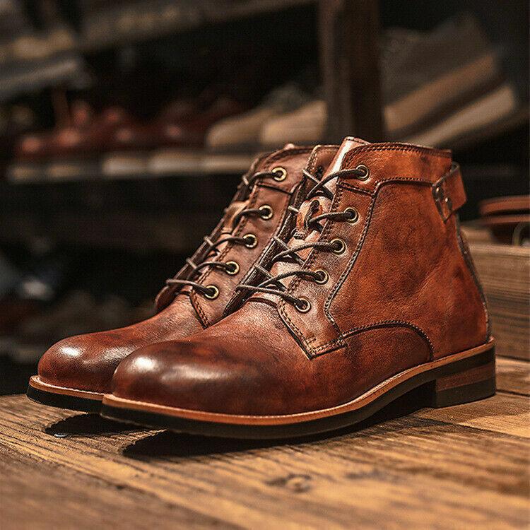 Herren Schwarze Leder Schnürboots – Langlebige und Stilvolle Schuhe