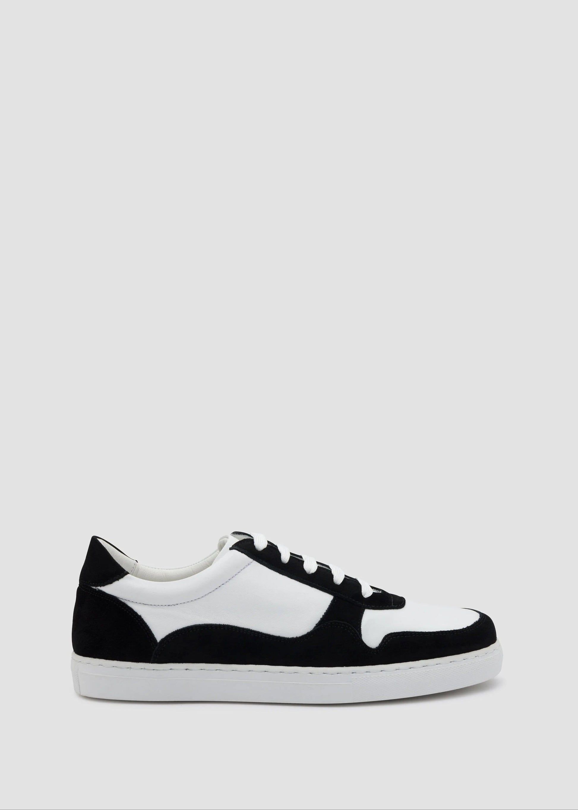 Herren Sneakers – Stilvolle Lässige Schnürschuhe