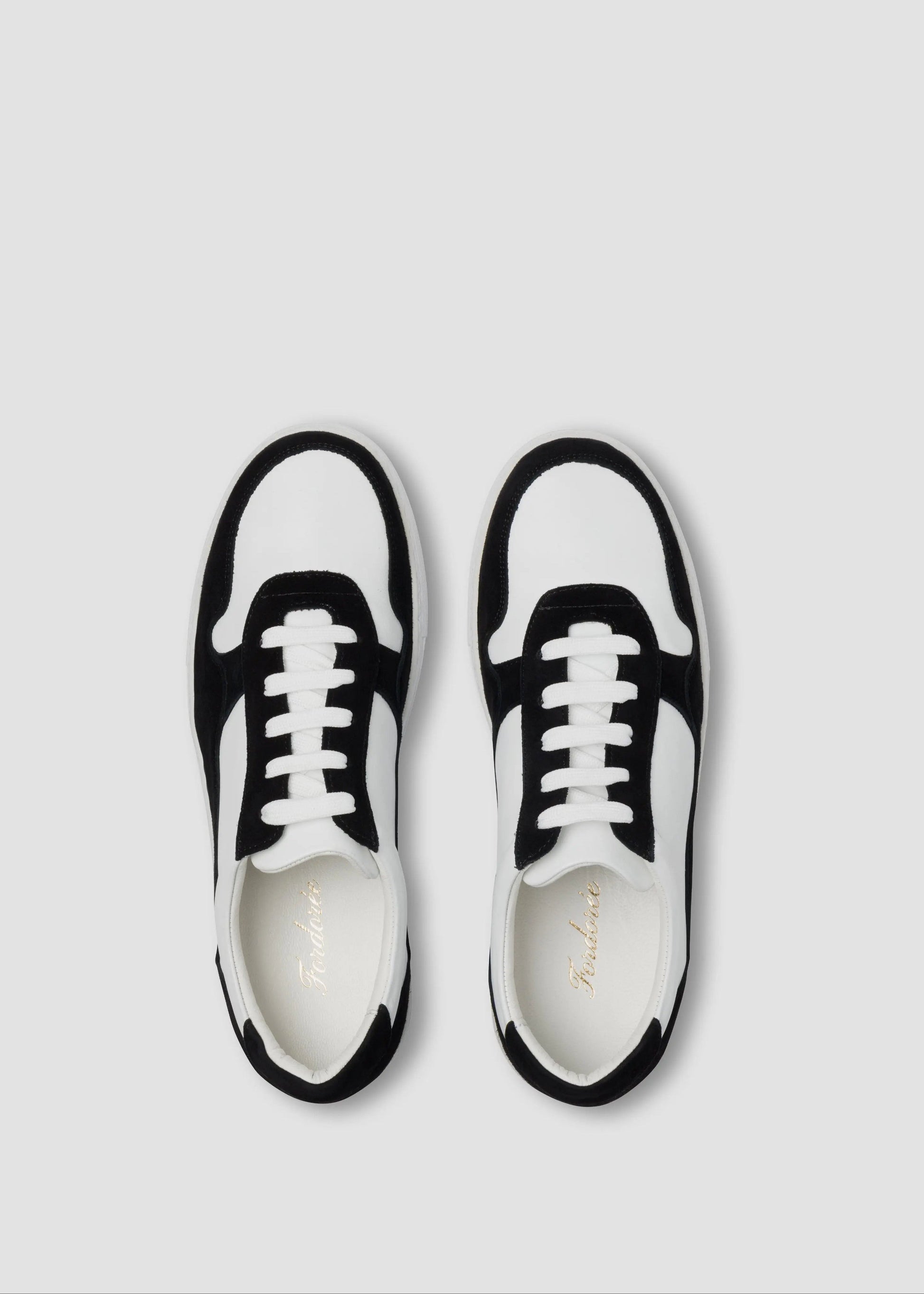 Herren Sneakers – Stilvolle Lässige Schnürschuhe