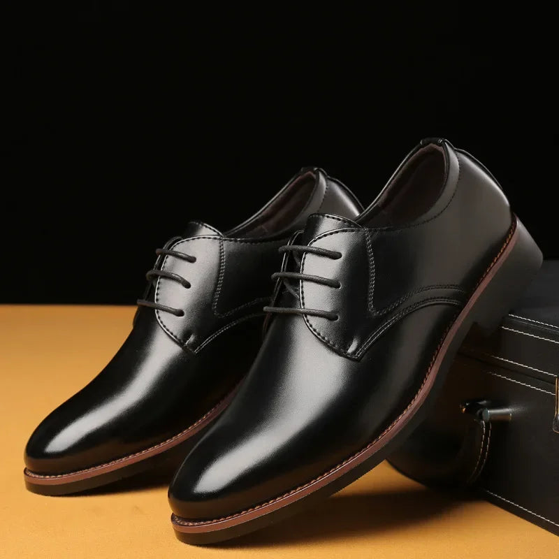 Herren Schwarzer Lederschuh – Klassischer Business-Look