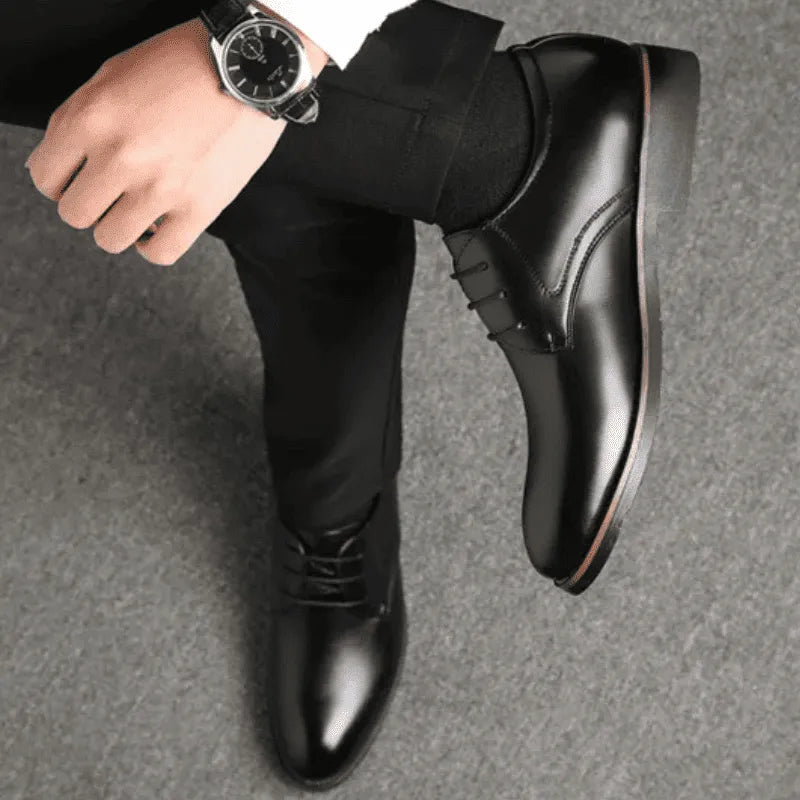 Herren Schwarzer Lederschuh – Klassischer Business-Look